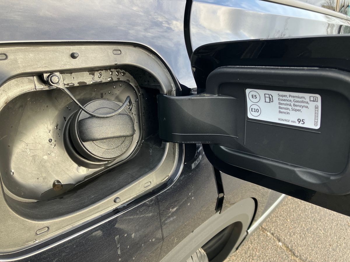 Used Volkswagen T-Roc 2024 for sale - 76892444: Photo 27