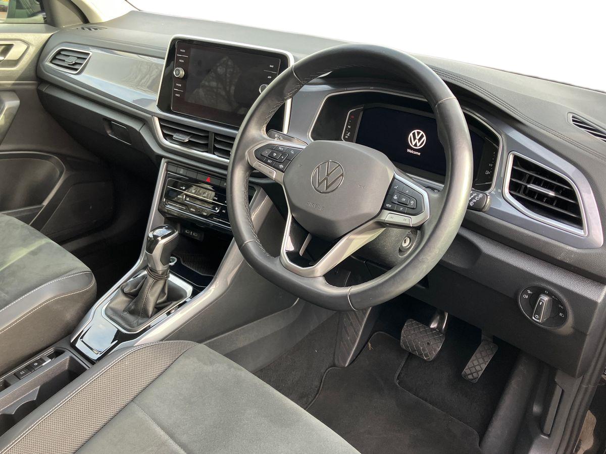 Used Volkswagen T-Roc 2024 for sale - 76892444: Photo 8