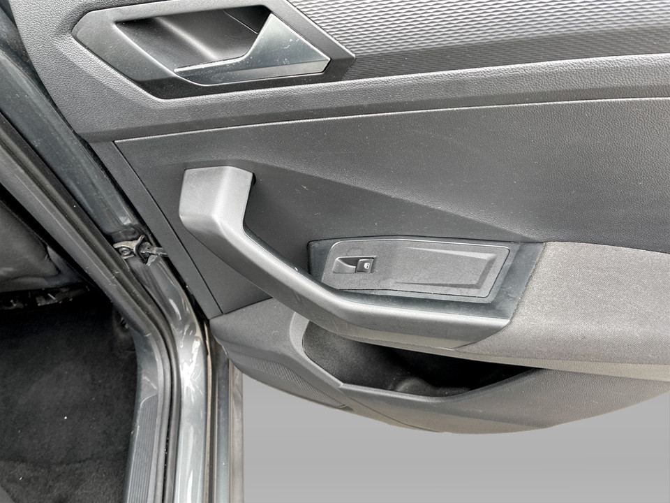 Used Volkswagen T-Roc 2023 for sale - 78077295: Photo 32