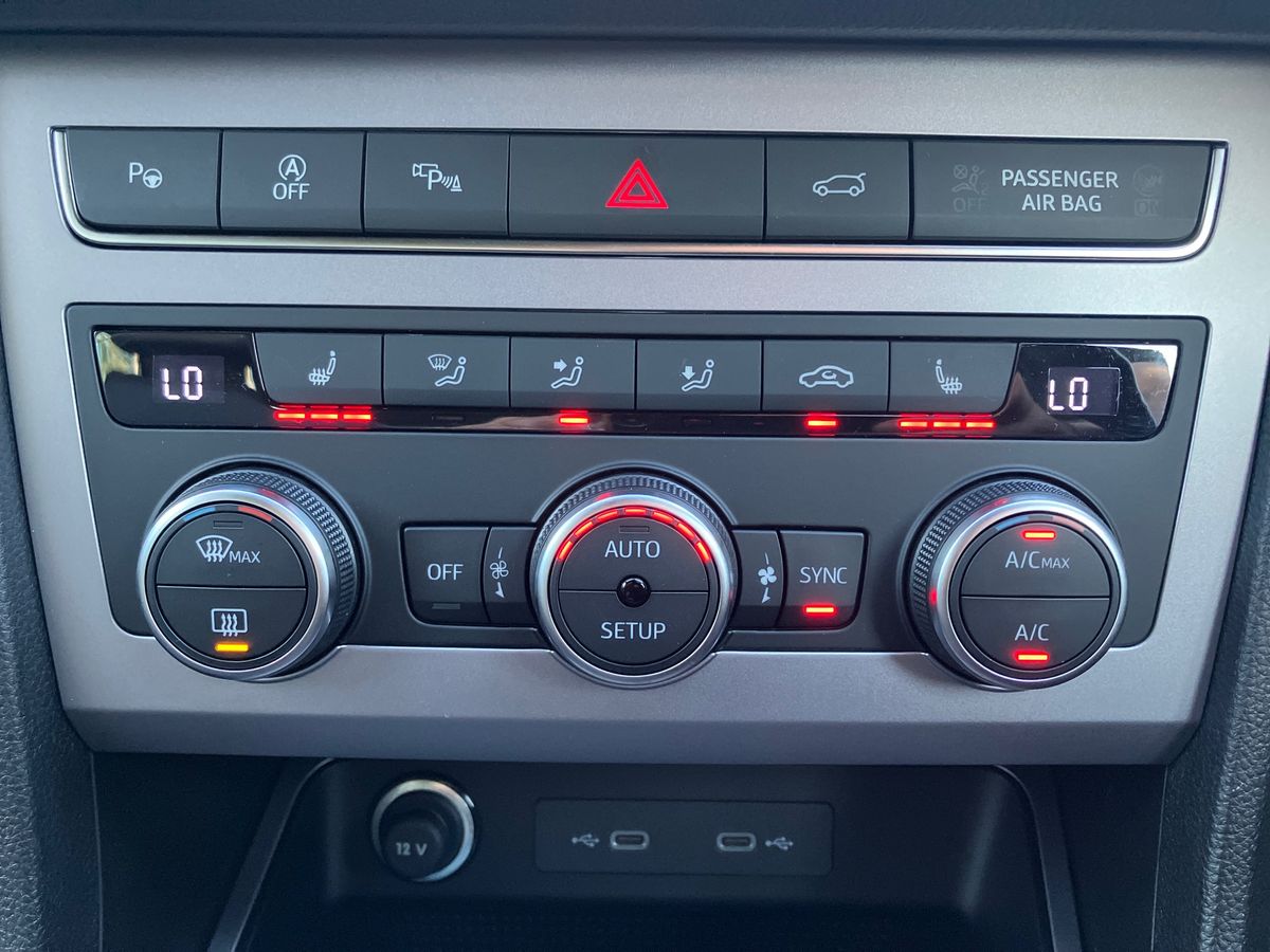 Used SEAT Ateca 2025 for sale - 76807870: Photo 12