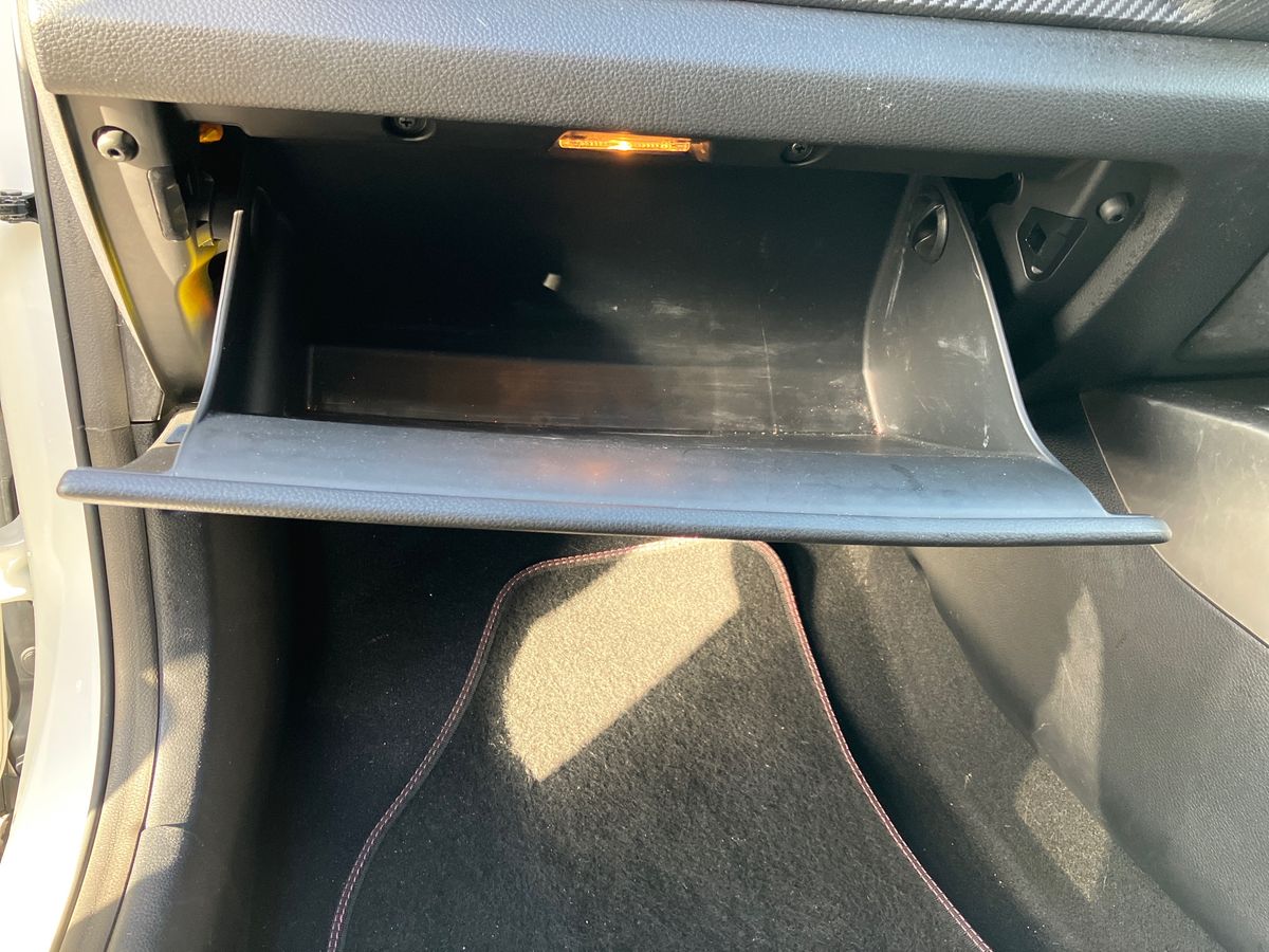 Used Kia Stonic 2024 for sale - 76491236: Photo 29