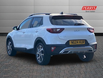 Used Kia Stonic 2024 for sale - 76491236: Photo