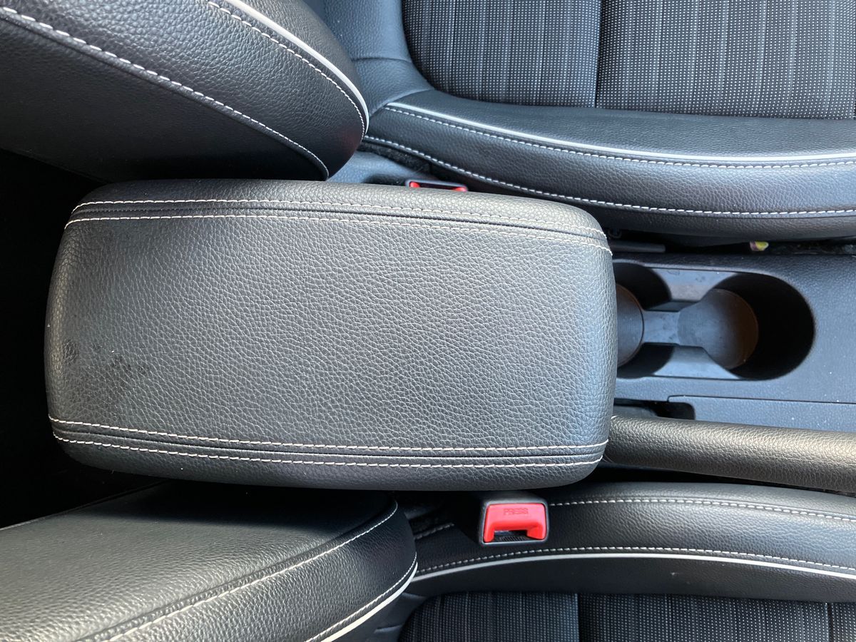 Used Kia Stonic 2024 for sale - 76491236: Photo 43