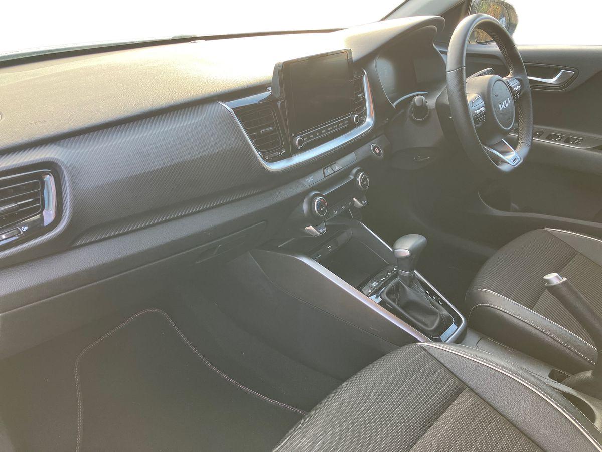 Used Kia Stonic 2024 for sale - 76491236: Photo 6