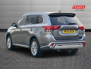 Used Mitsubishi Outlander 2019 for sale - 76462322: Photo