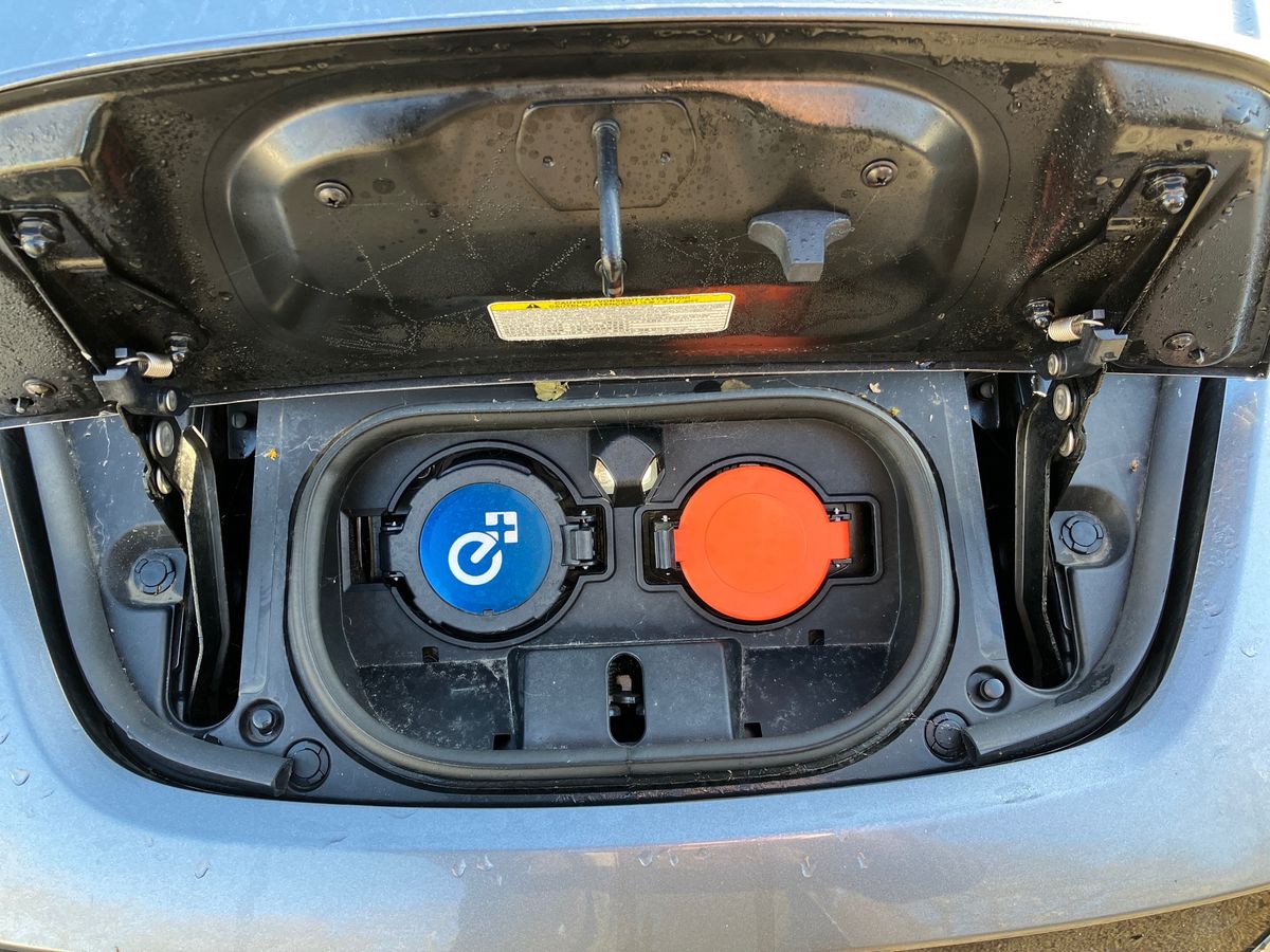 Used Nissan Leaf 2020 for sale - 76650638: Photo 31