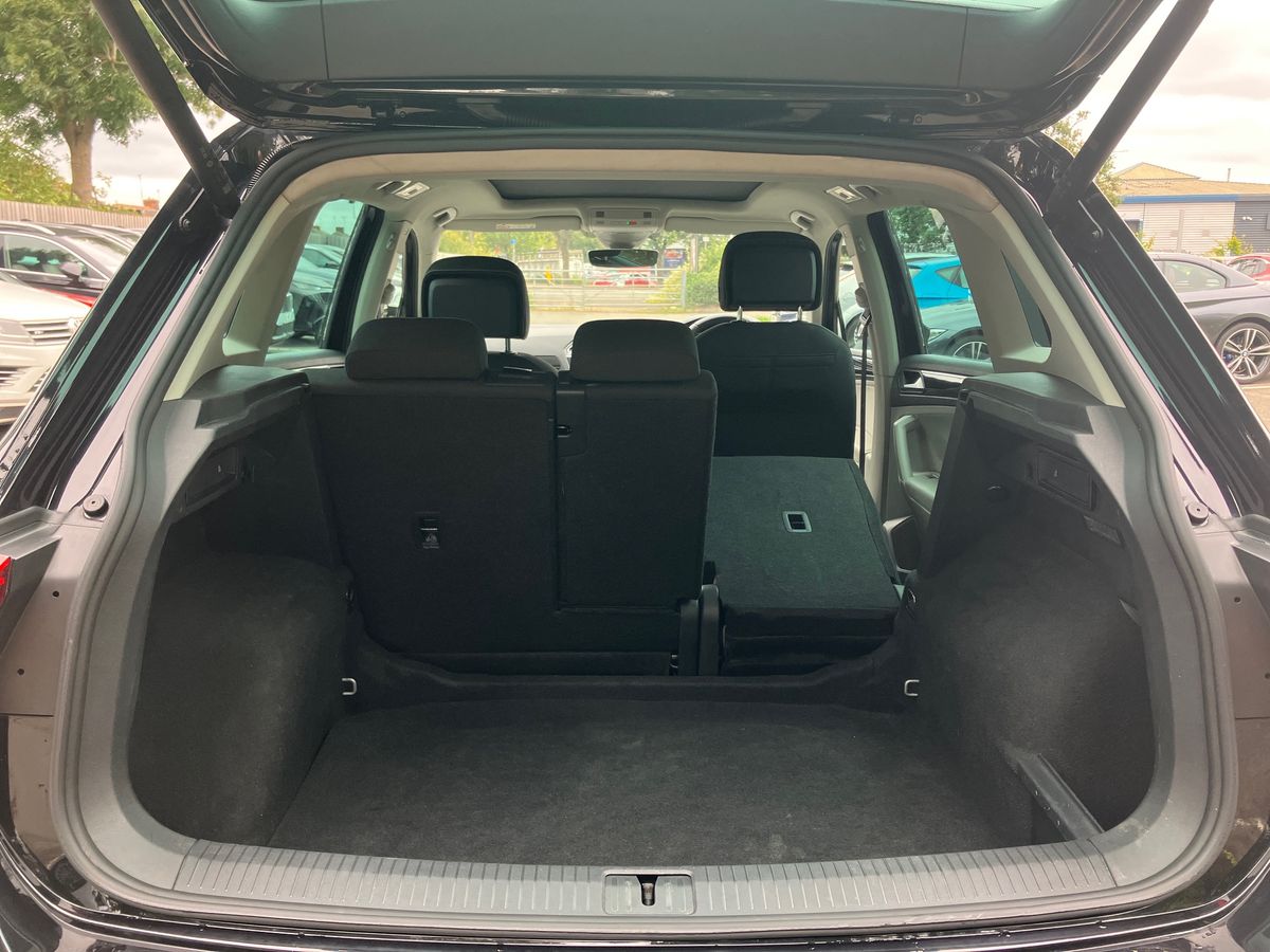 Used Volkswagen Tiguan 2021 for sale - 75904058: Photo 22