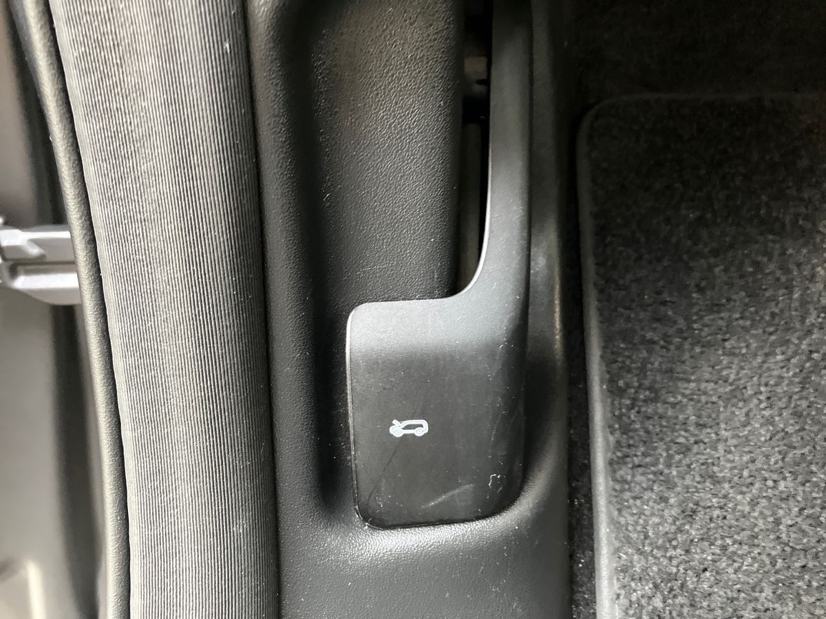 Used Land Rover Discovery 2021 for sale - 76931822: Photo 26