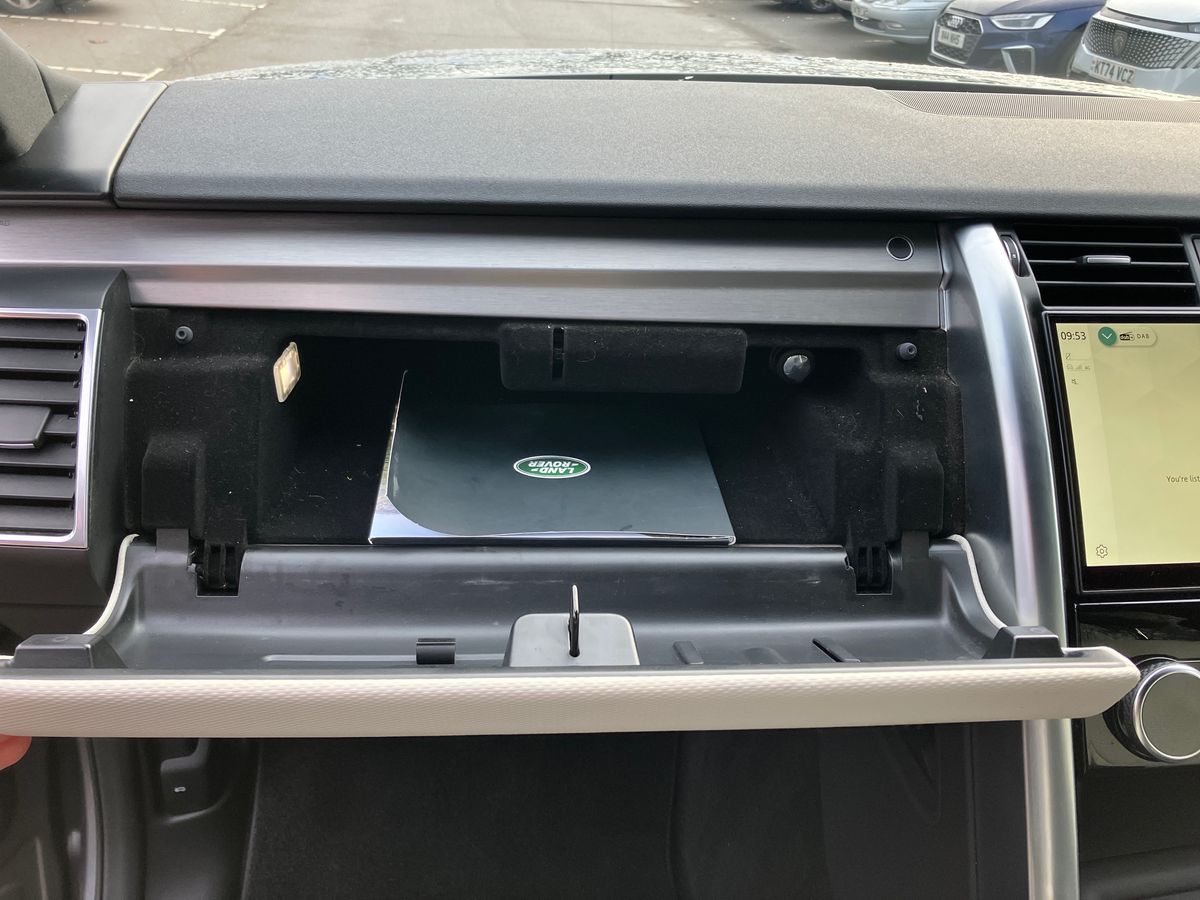 Used Land Rover Discovery 2021 for sale - 76931822: Photo 28