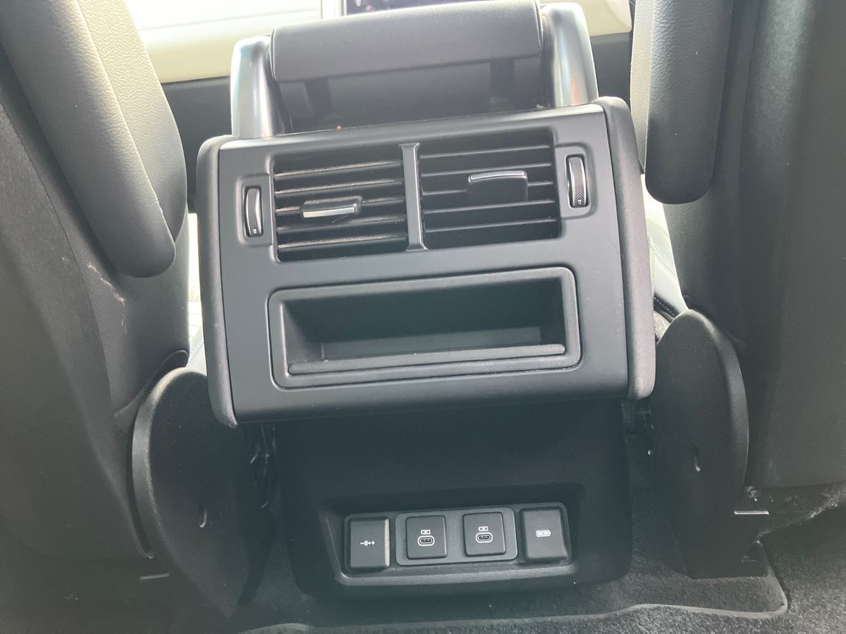 Used Land Rover Discovery 2021 for sale - 76931822: Photo 35