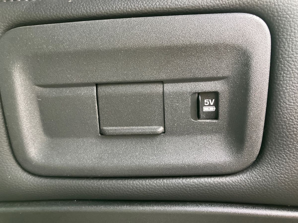 Used Land Rover Discovery 2021 for sale - 76931822: Photo 36