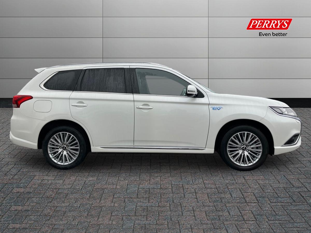 Used Mitsubishi Outlander 2021 for sale - 76958037: Photo 3