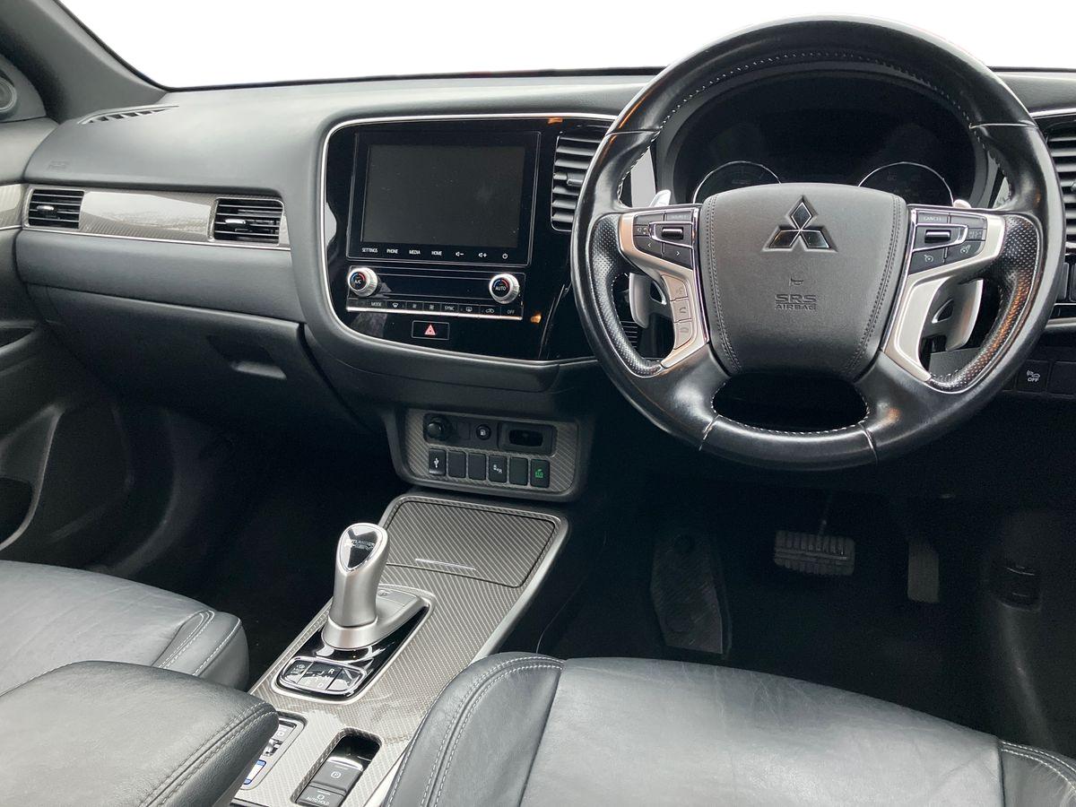 Used Mitsubishi Outlander 2021 for sale - 76958037: Photo 9