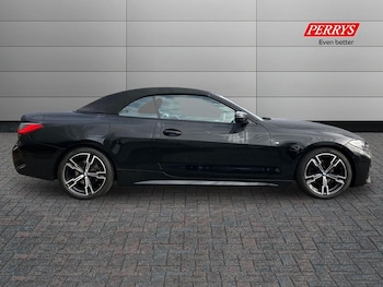 Used BMW 4 Series 2021 for sale - 76142108: Photo