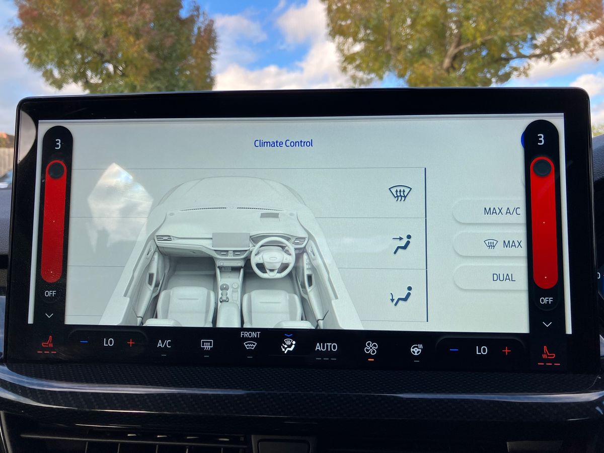 Used Ford Focus 2024 for sale - 76288206: Photo 12