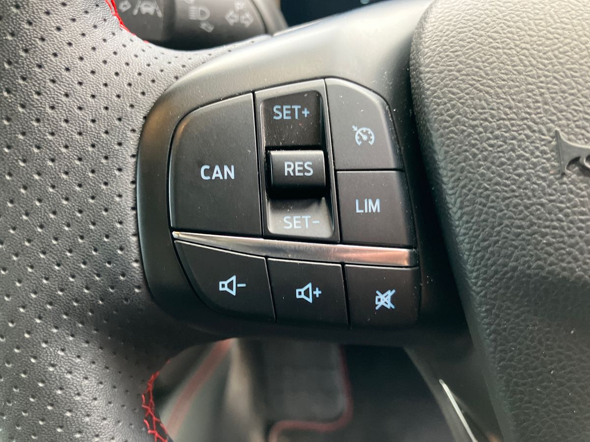 Used Ford Focus 2024 for sale - 76288206: Photo 16