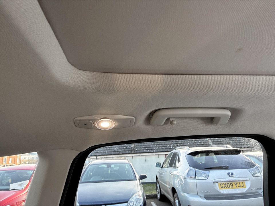 Used Ford Kuga 2018 for sale - 77872511: Photo 32