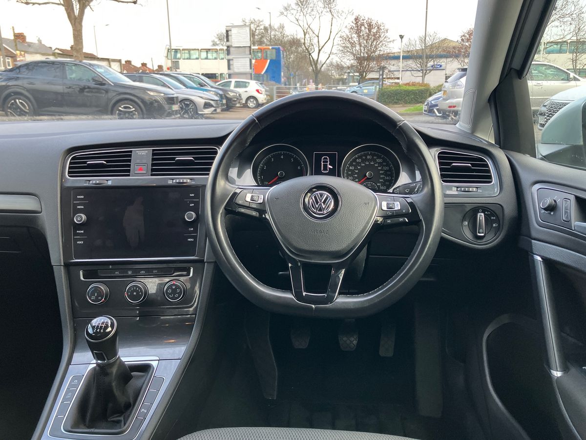 Used Volkswagen Golf 2018 for sale - 76706862: Photo 15