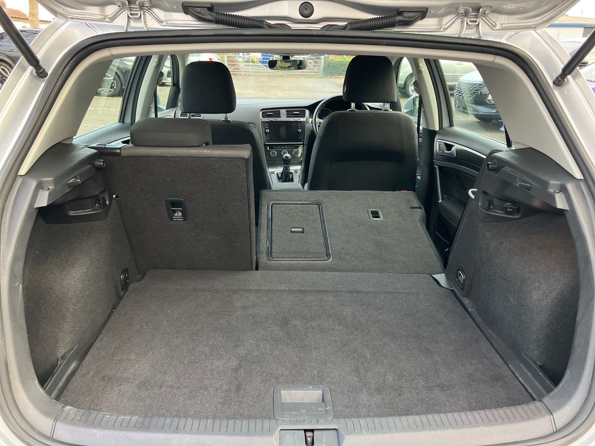 Used Volkswagen Golf 2018 for sale - 76706862: Photo 22