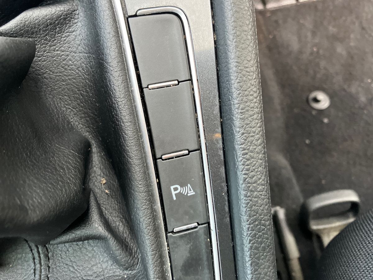 Used Volkswagen Golf 2018 for sale - 76706862: Photo 42