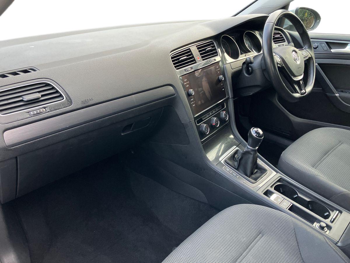 Used Volkswagen Golf 2018 for sale - 76706862: Photo 6