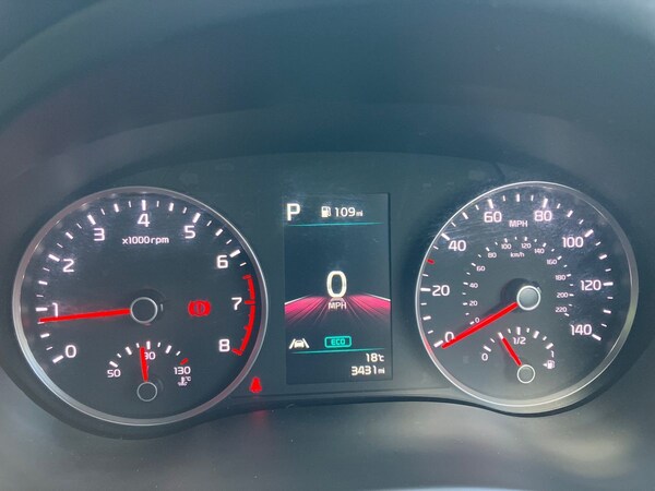 Used Kia Stonic 2022 for sale - 75970670: Photo 15
