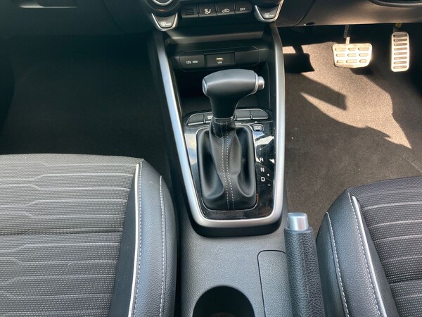 Used Kia Stonic 2022 for sale - 75970670: Photo 18