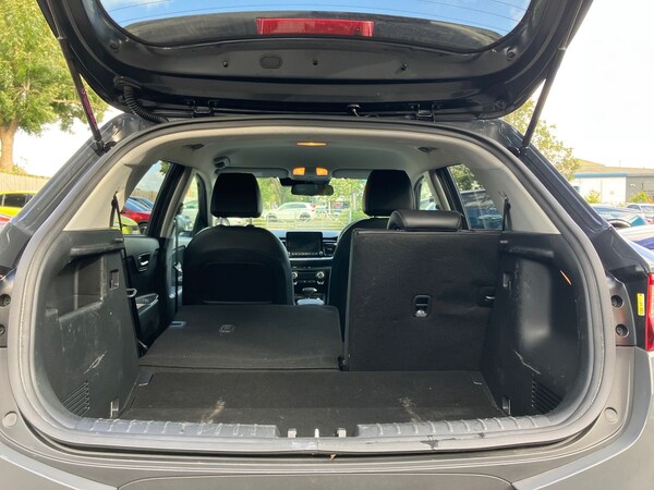 Used Kia Stonic 2022 for sale - 75970670: Photo 25