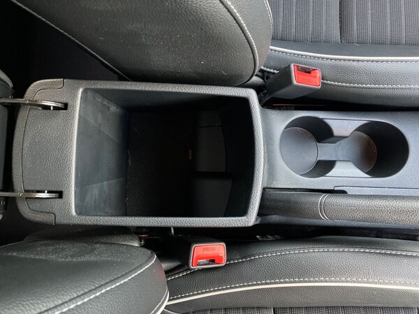 Used Kia Stonic 2022 for sale - 75970670: Photo 41