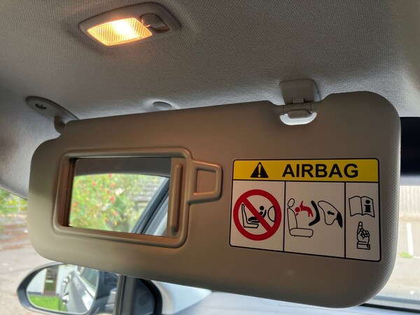 Used Kia Stonic 2022 for sale - 75970670: Photo 46