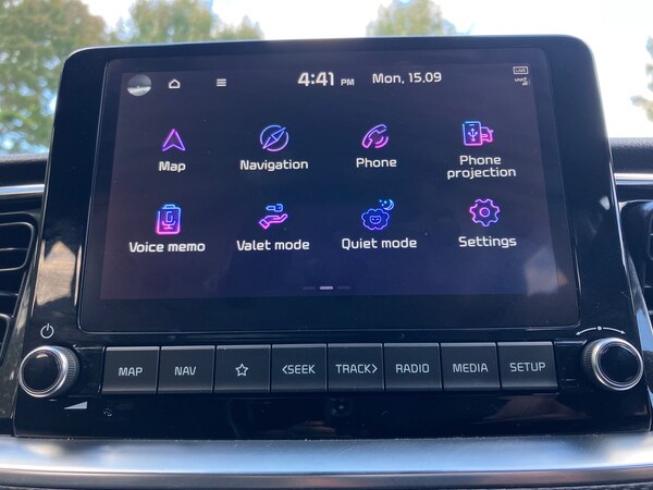 Used Kia Stonic 2022 for sale - 75970670: Photo 49