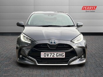 Used Toyota Yaris 2022 for sale - 75823833: Photo