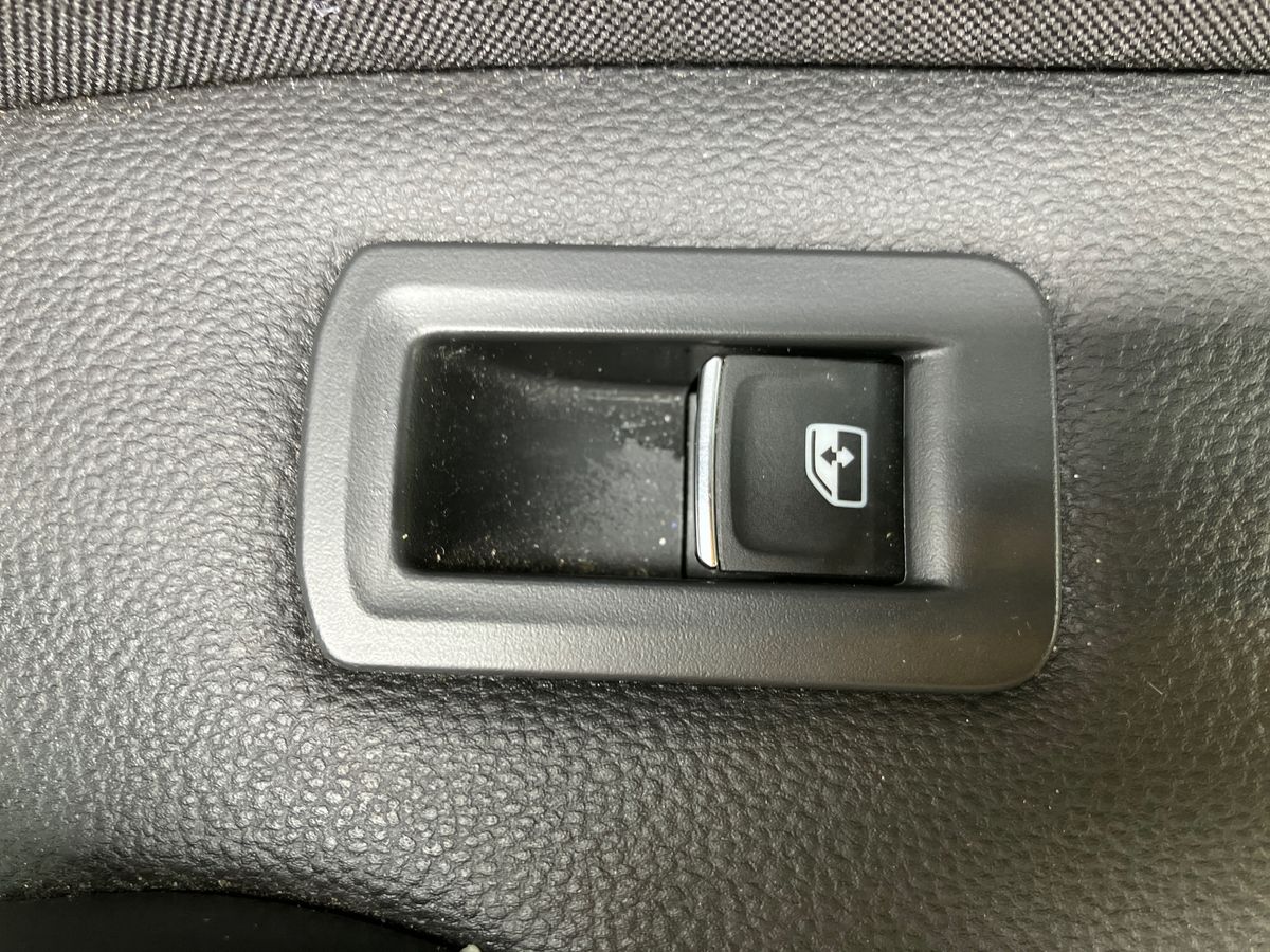 Vehicle 33