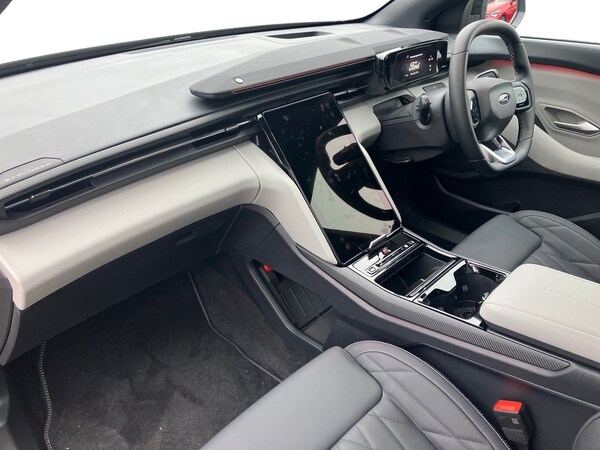 Used Ford Explorer 2024 for sale - 74924046: Photo 7