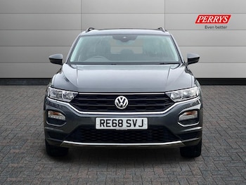 Used Volkswagen T-Roc 2018 for sale - 76364530: Photo