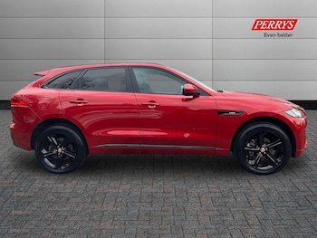 Used Jaguar F-Pace 2018 for sale - 76272521: Photo