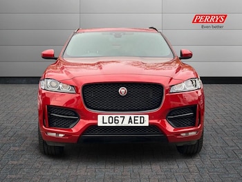 Used Jaguar F-Pace 2018 for sale - 76272521: Photo