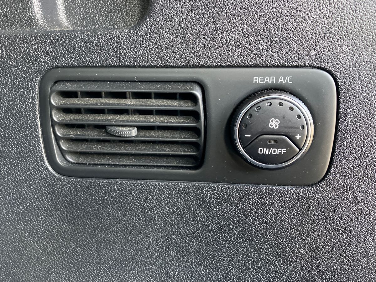 Used Kia Sorento 2016 for sale - 76035296: Photo 32