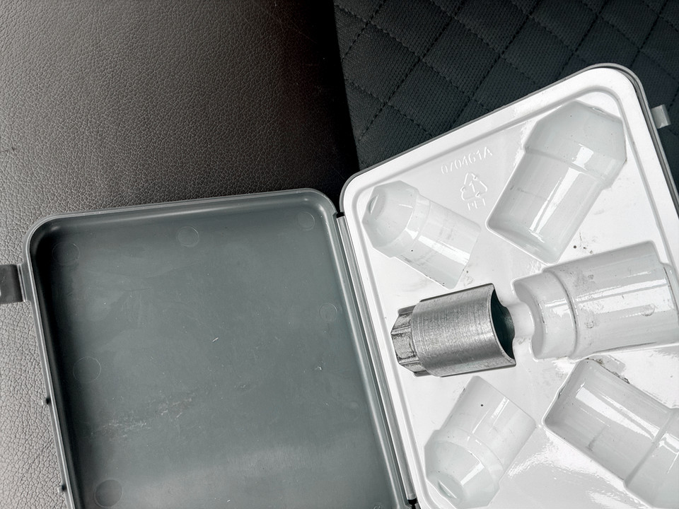 Used Toyota C-HR 2017 for sale - 77604218: Photo 32