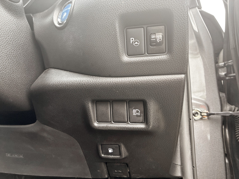 Used Toyota C-HR 2017 for sale - 77604218: Photo 36