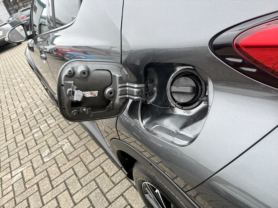 Used Toyota C-HR 2017 for sale - 77604218: Photo 37