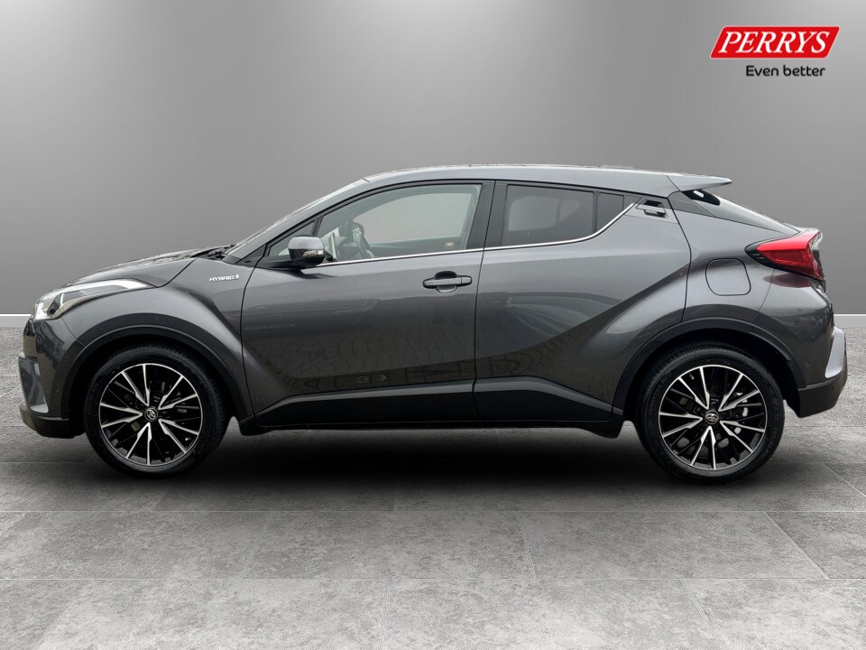 Used Toyota C-HR 2017 for sale - 77604218: Photo 4