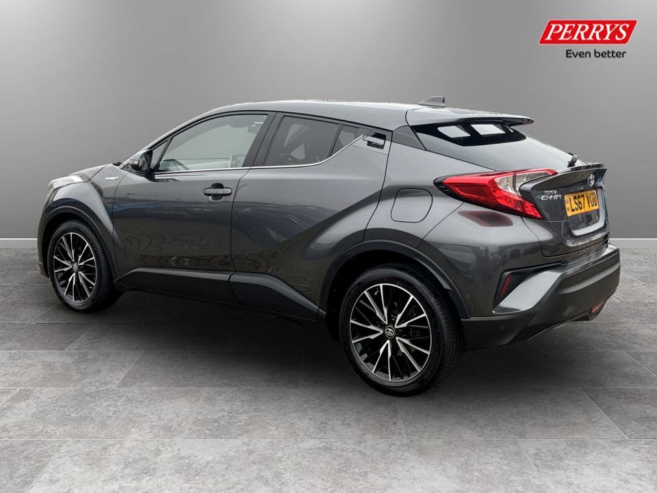 Used Toyota C-HR 2017 for sale - 77604218: Photo 5