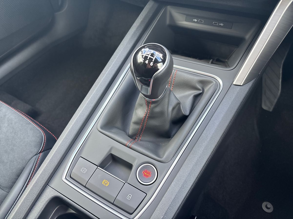 Used SEAT Leon 2025 for sale - 76807843: Photo 17