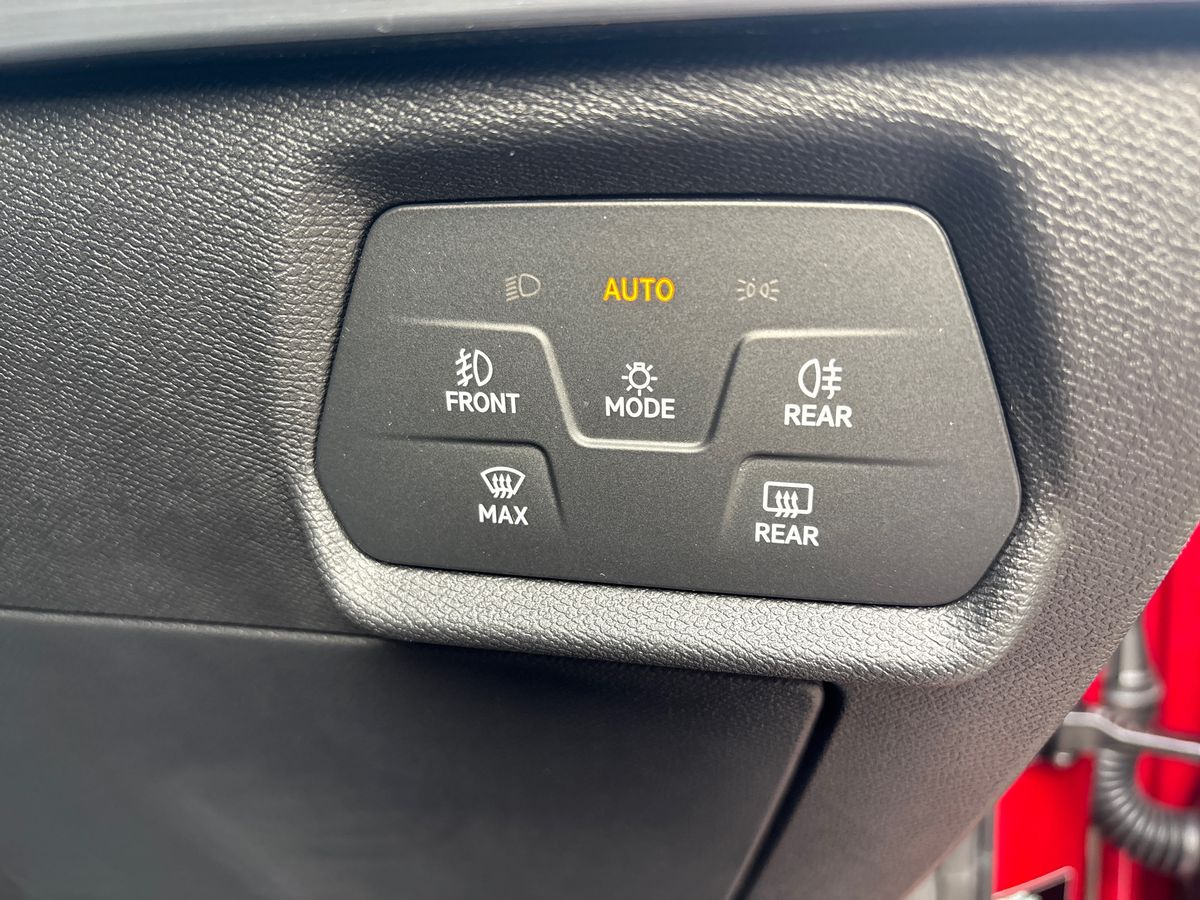 Used SEAT Leon 2025 for sale - 76807843: Photo 28