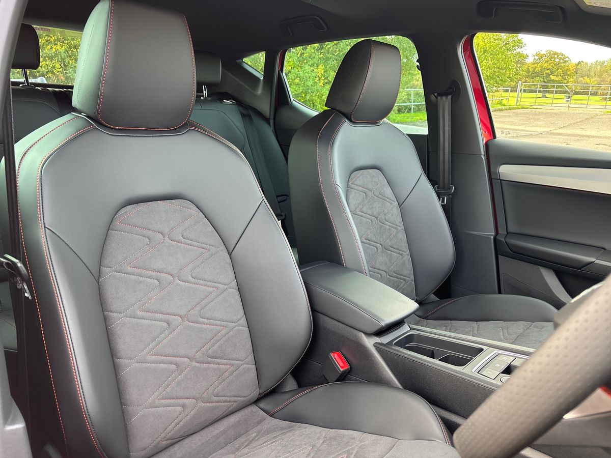 Used SEAT Leon 2025 for sale - 76807843: Photo 30