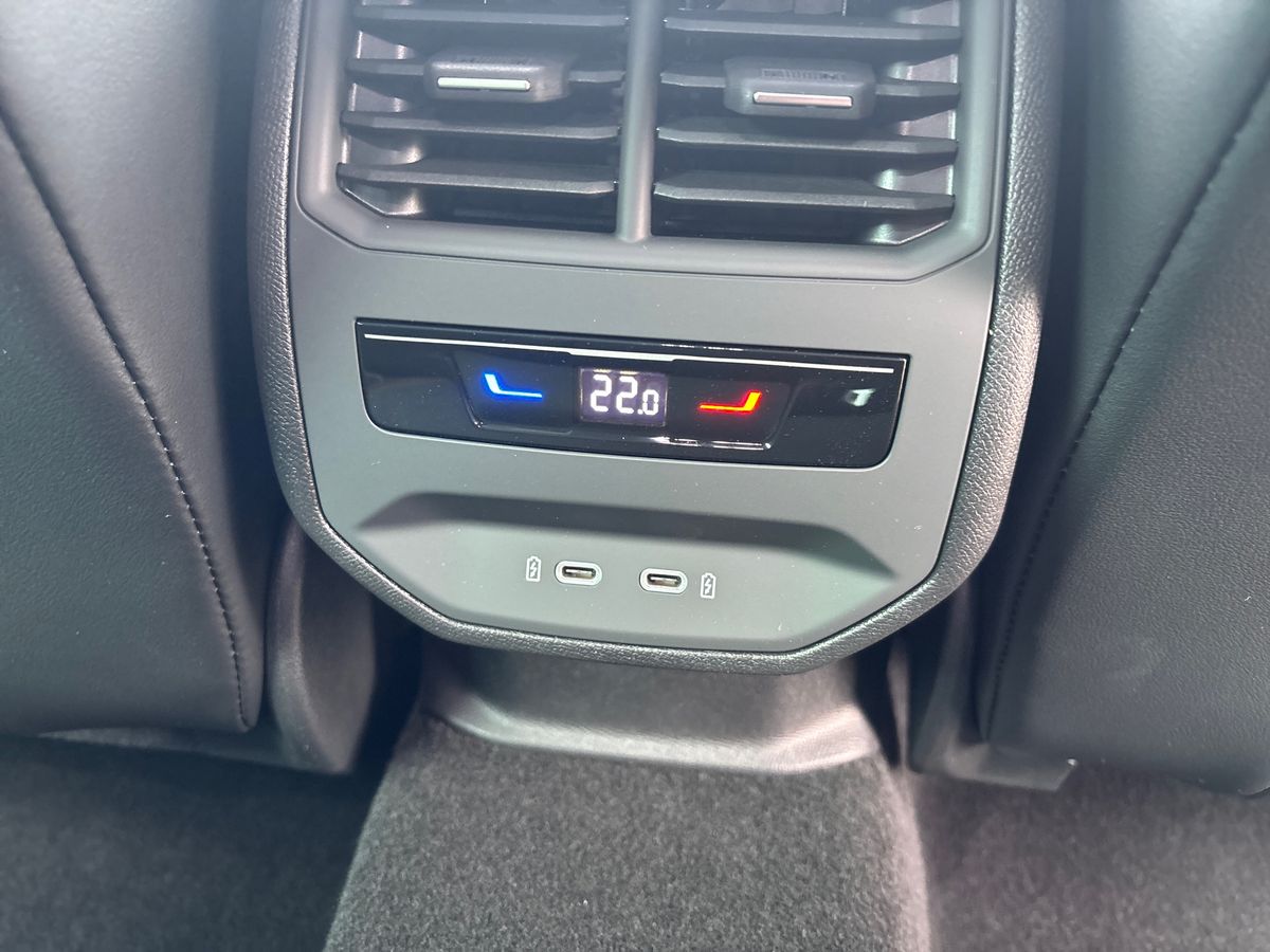 Used SEAT Leon 2025 for sale - 76807843: Photo 38