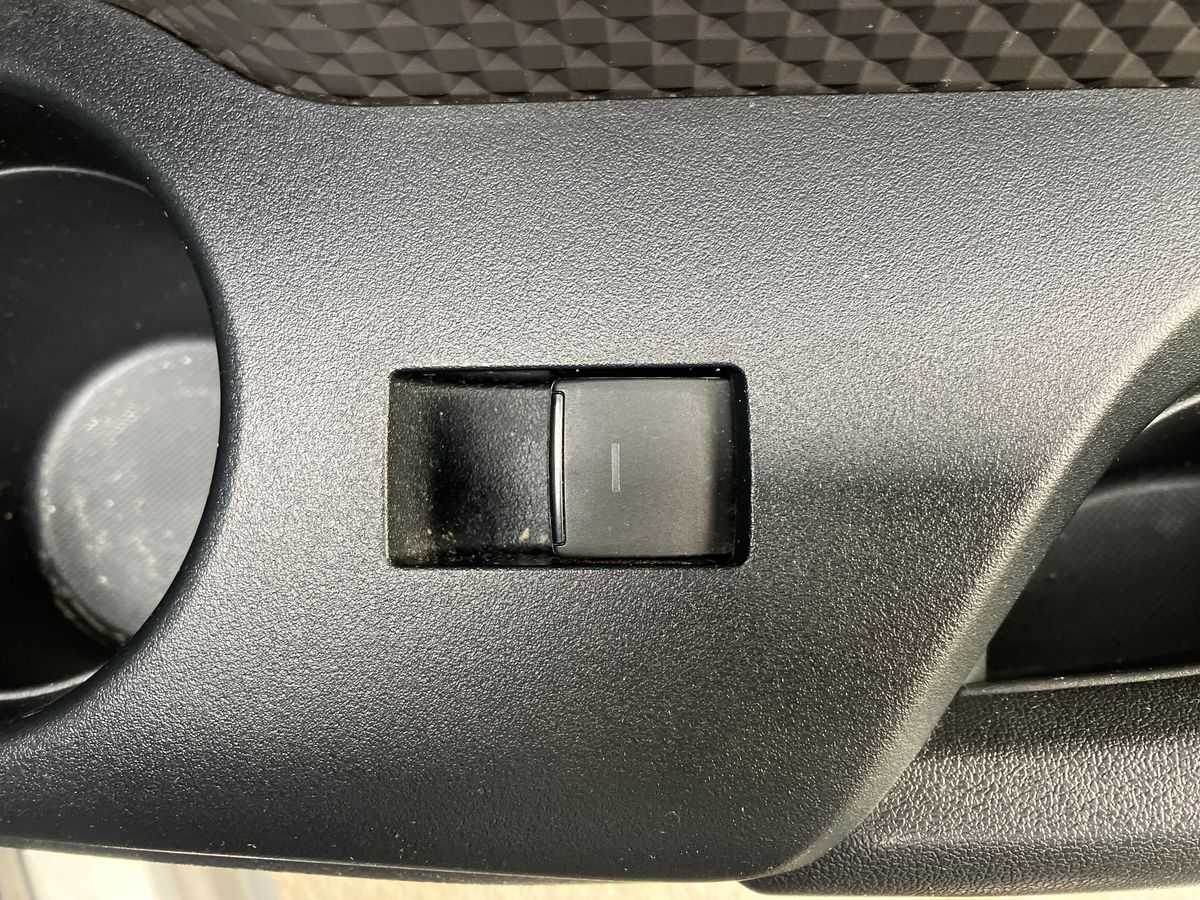 Used Toyota C-HR 2022 for sale - 77113560: Photo 28