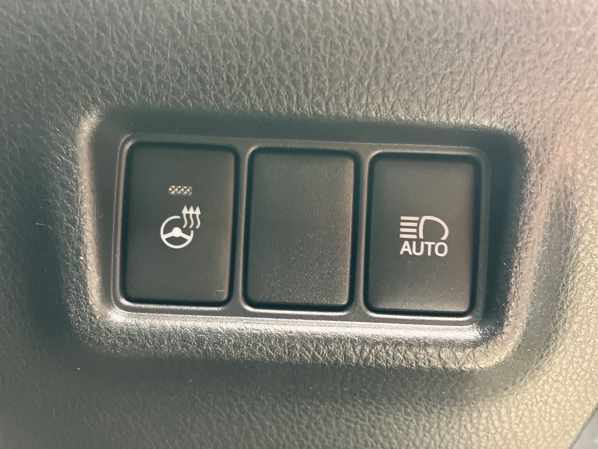 Used Toyota C-HR 2022 for sale - 77113560: Photo 38