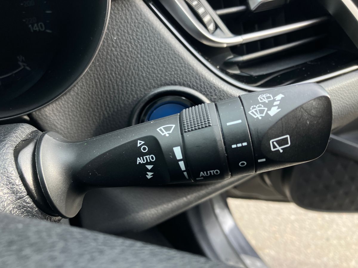 Used Toyota C-HR 2022 for sale - 77113560: Photo 41